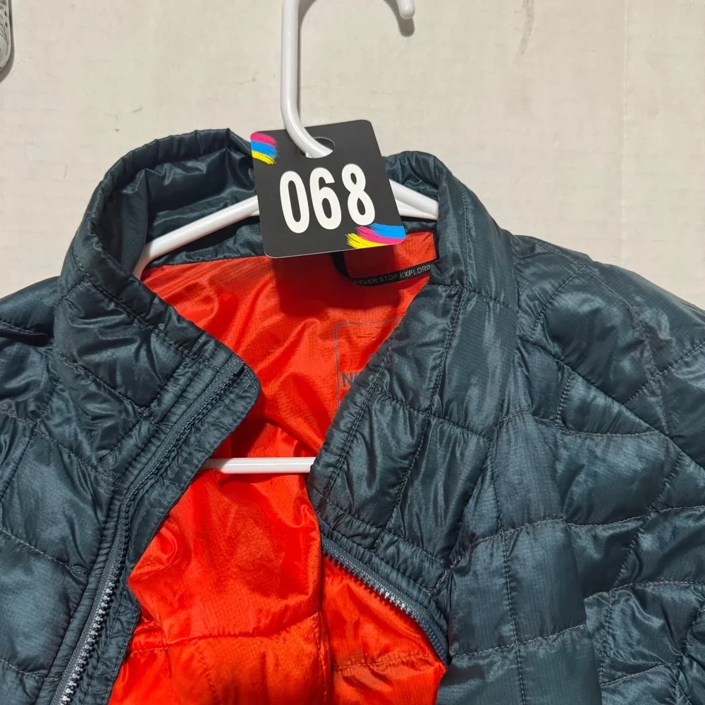 The North Face Mens Thermoball Puffer Jacket Full Zip Small